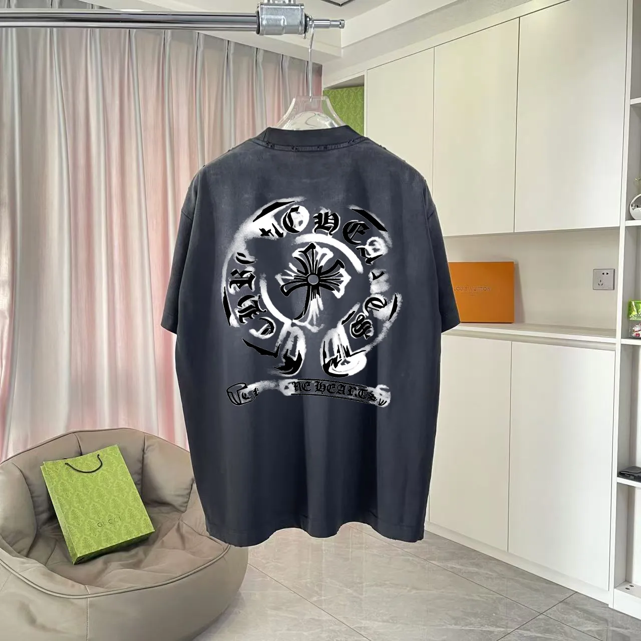 🅿️190 ch Crow* 2025 summer new style, washed, distressed, spray-painted, Sanskrit cross print, short-sleeved T-shirt, customized fabric 320g, same style for men and women, size: S M L XL XXL five sizes, color: black, white, gradient black, gradient red